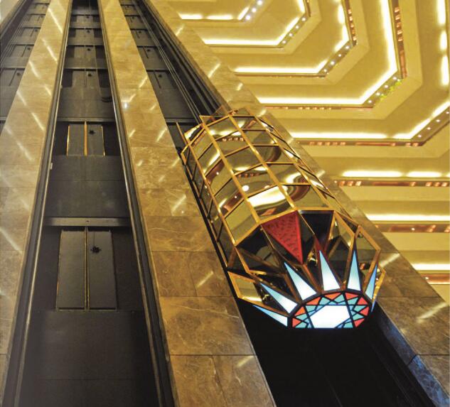 Panoramic elevator